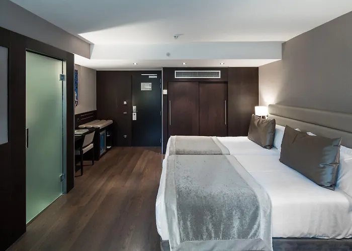 Catalonia Rigoletto 4*