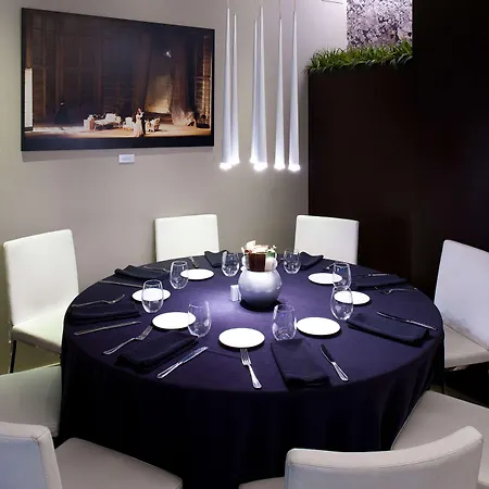 Hotel Catalonia Rigoletto 4*