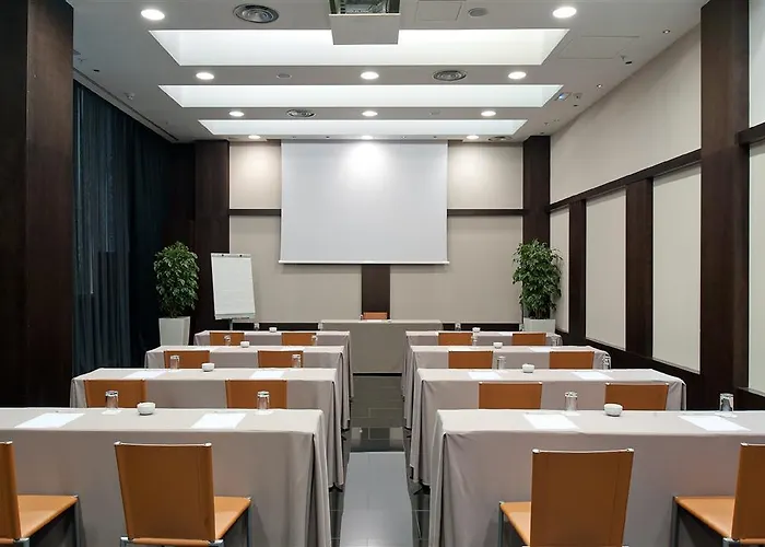 Hotel Catalonia Rigoletto 4*
